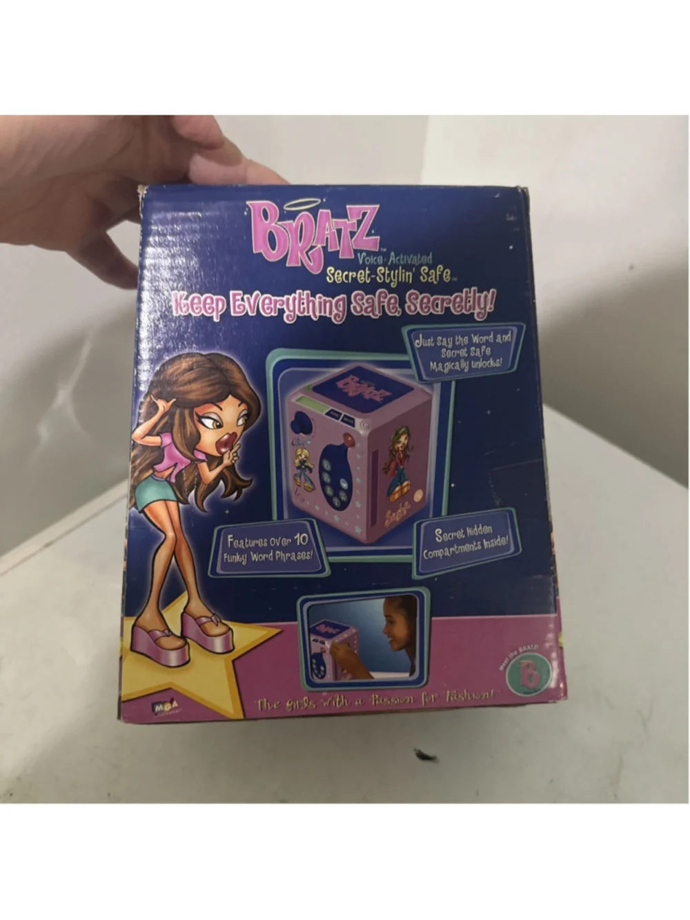 2002 MGA Entertainment Bratz Secret-Stylin Safe Cloe Jade Sasha Fashion Doll New